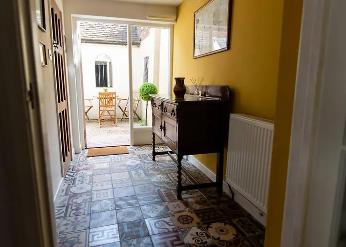 Pass The Keys Magical Period House In The Heart Of Ludlow