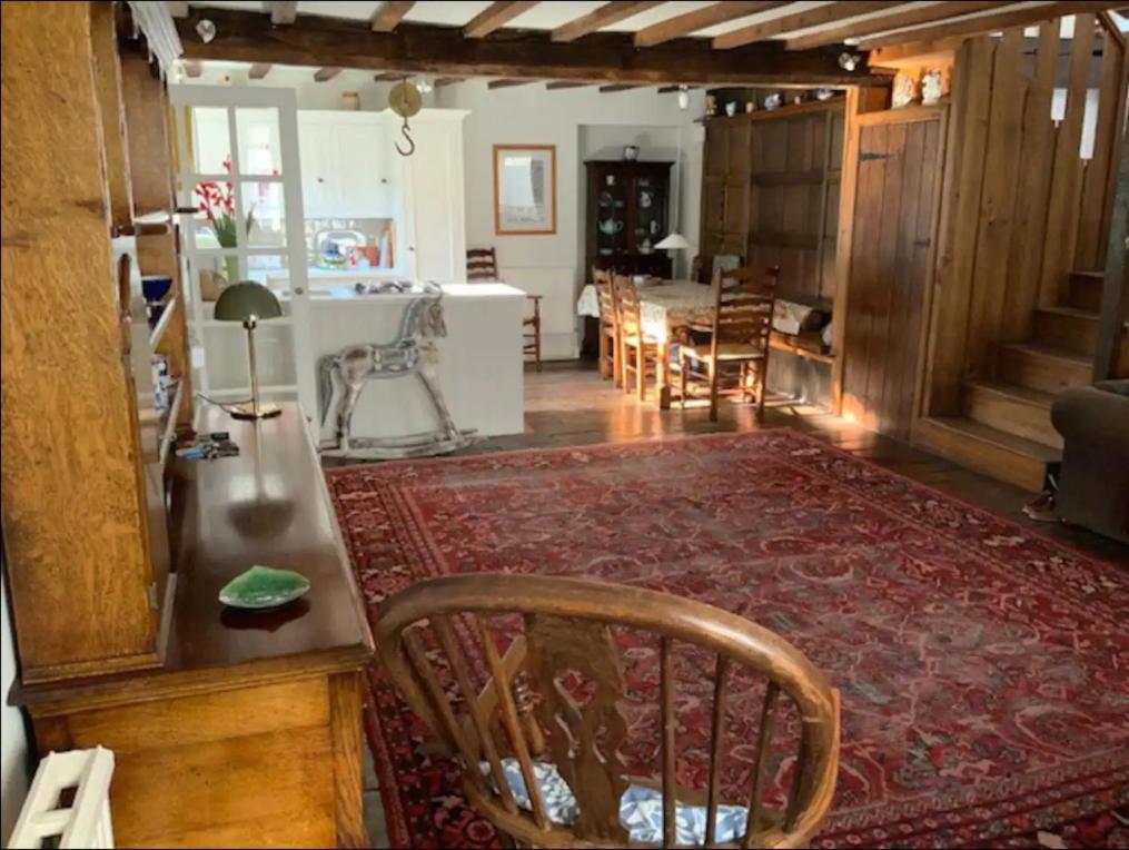 Pass The Keys Magical Period House In The Heart Of