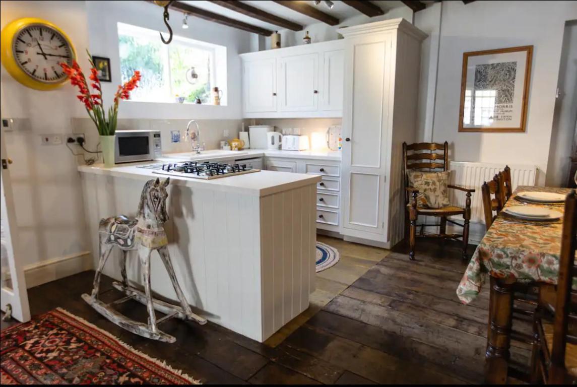 Holiday home Pass The Keys Magical Period House In The Heart Of Ludlow